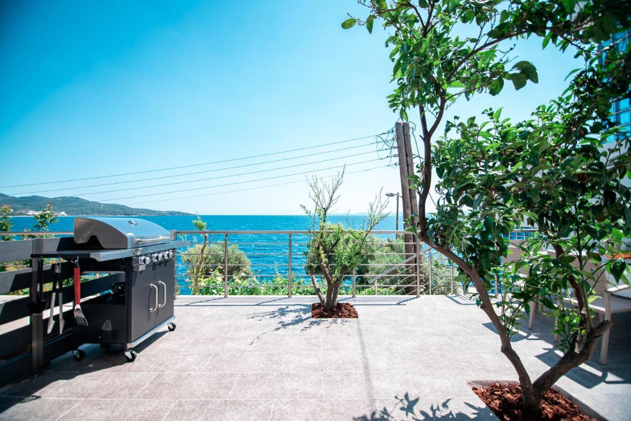 Anemos Seaside Apartment Neos Marmaras Bagian luar foto
