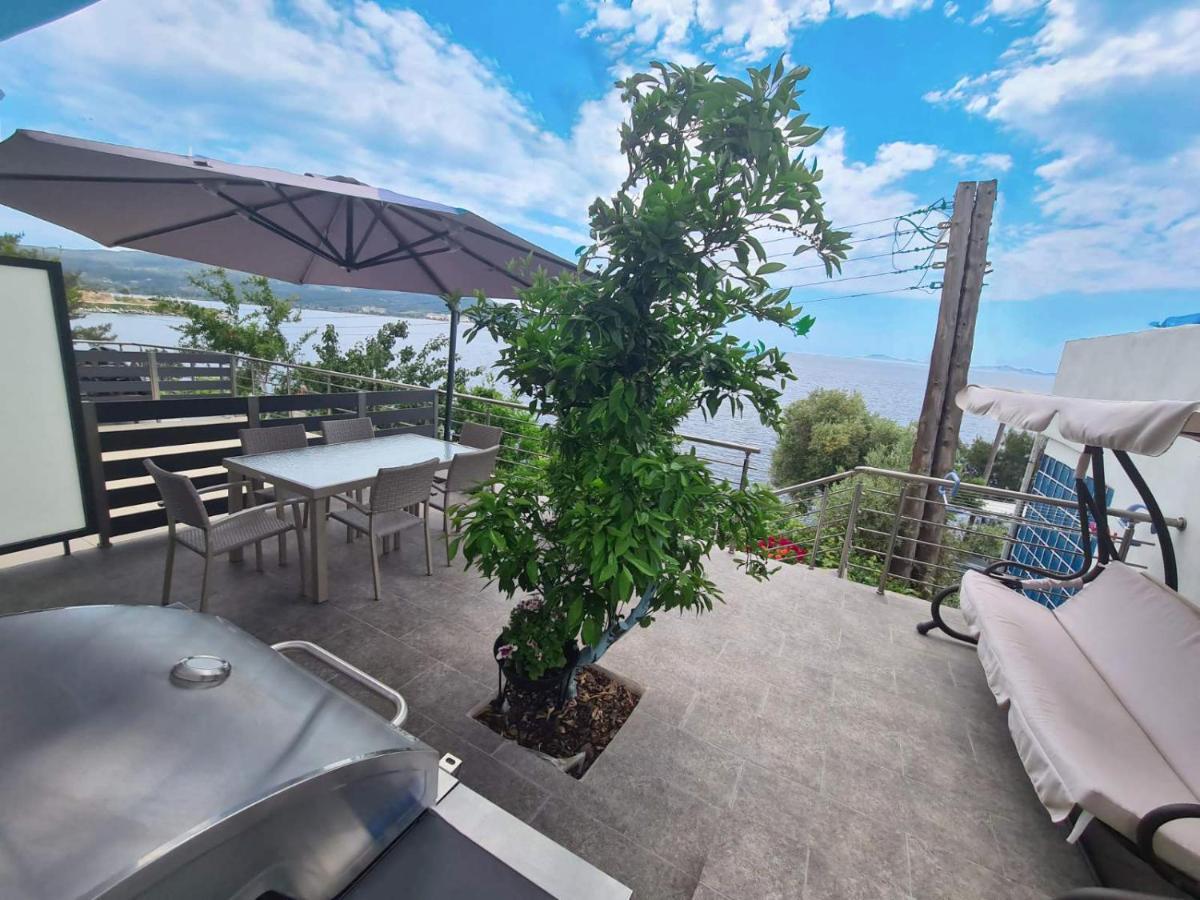 Anemos Seaside Apartment Neos Marmaras Bagian luar foto
